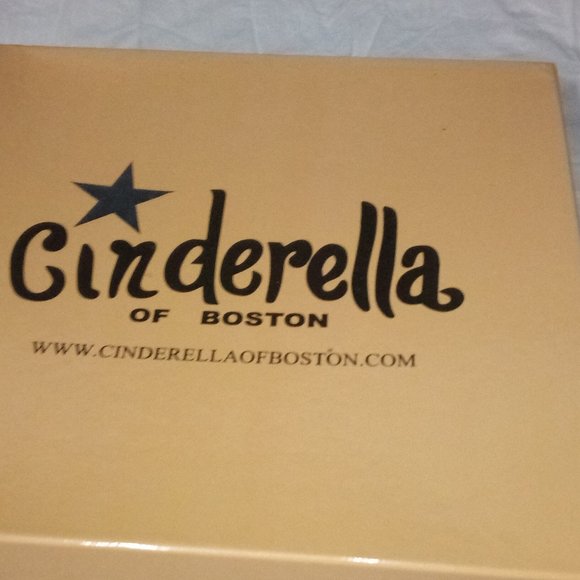 Wedges Cinderella of Boston - Picture 4 of 4